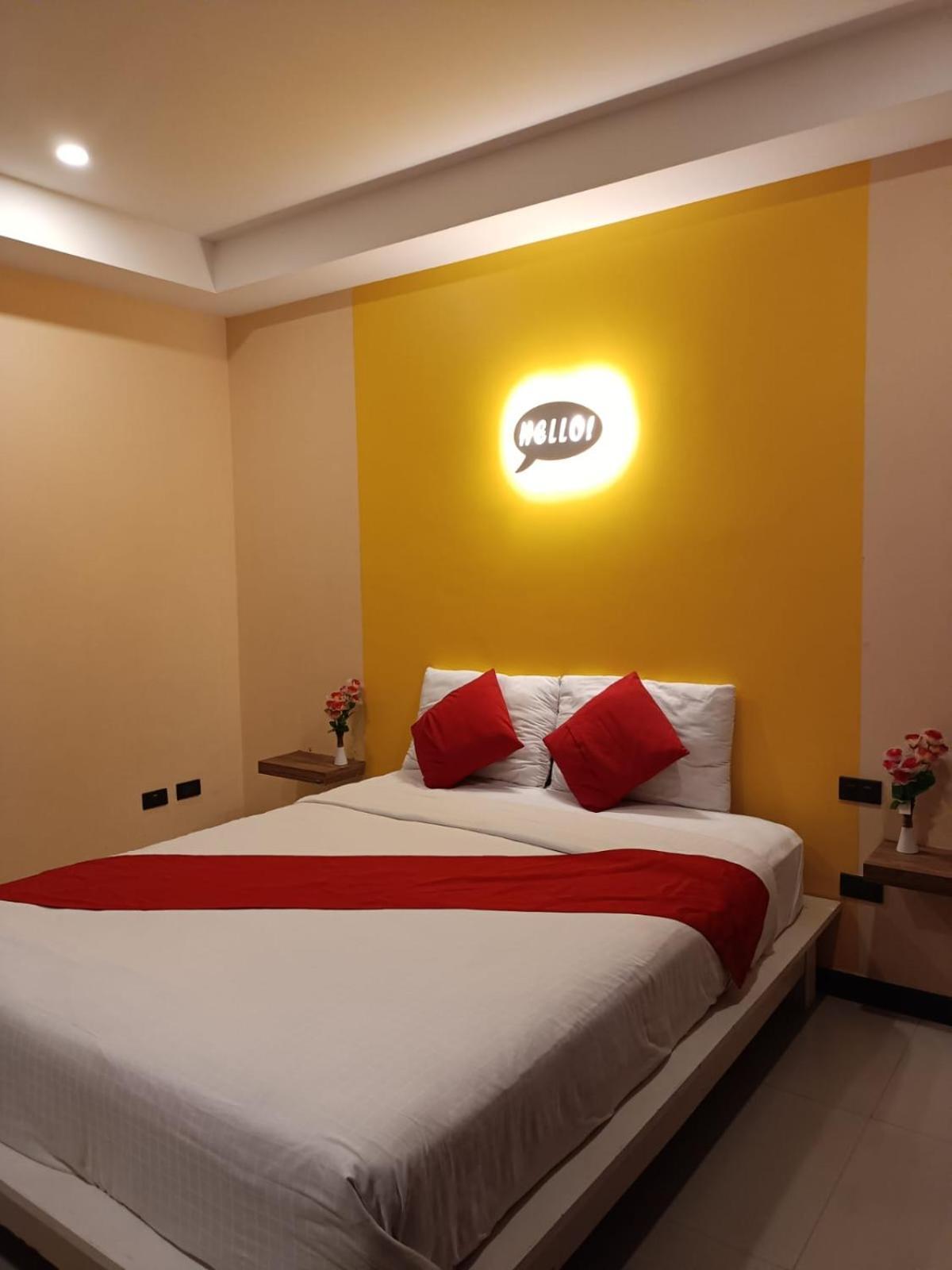 Aura Inn Rooms 芭達亞 外观 照片